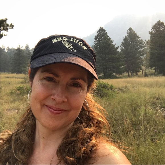 Meet your Posher, Lisa - Picture 5 of 6